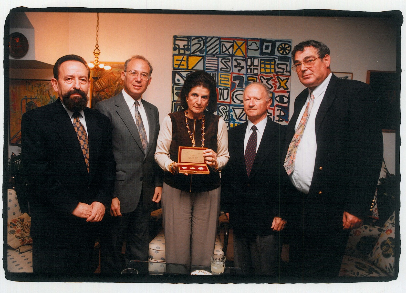 הענקת מדליית יצחק רבין ז"ל ללאה רבין